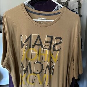 Sean John T shirt